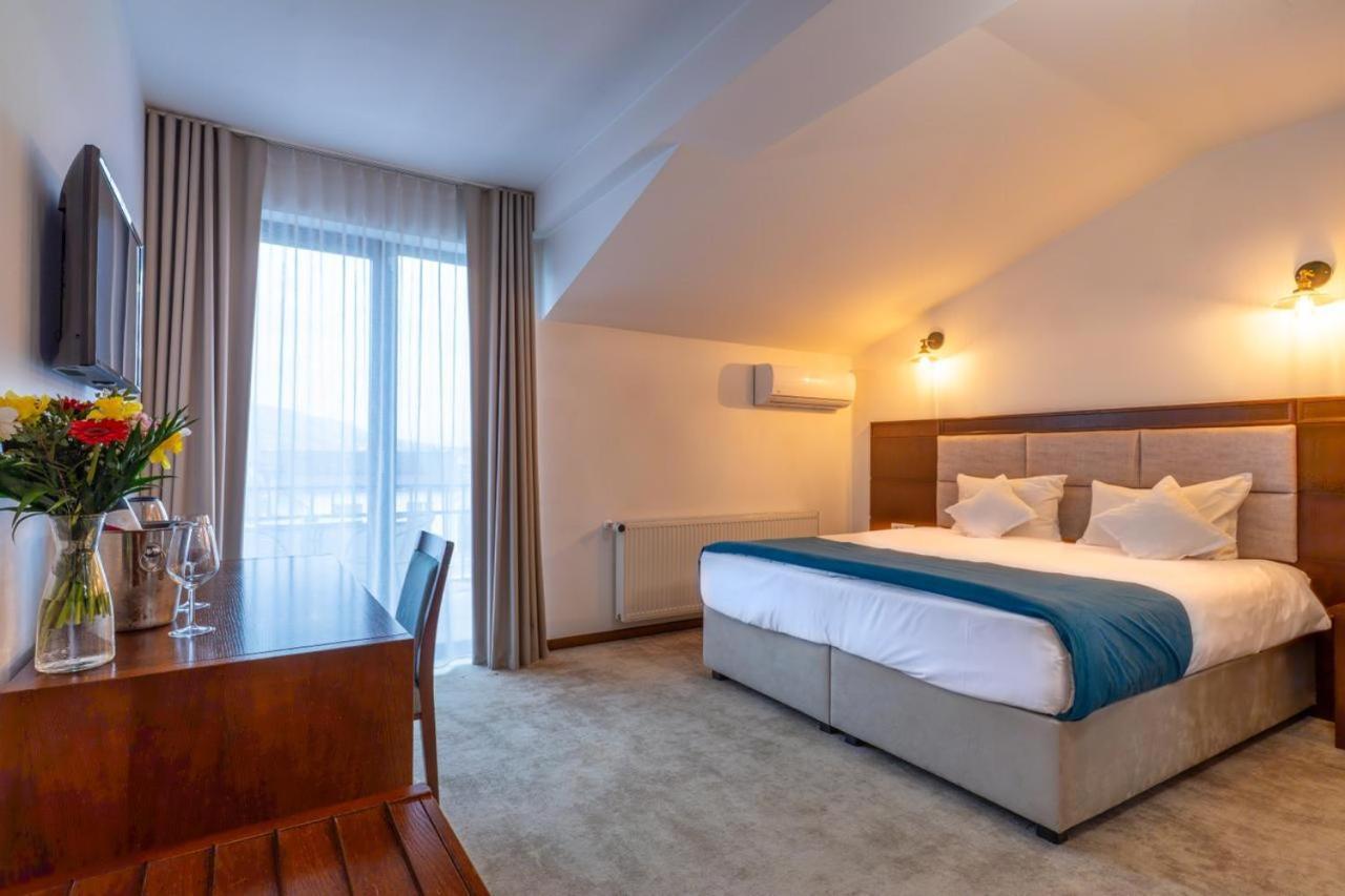 Hotel Buchenland Гура-Гуморулуй Экстерьер фото