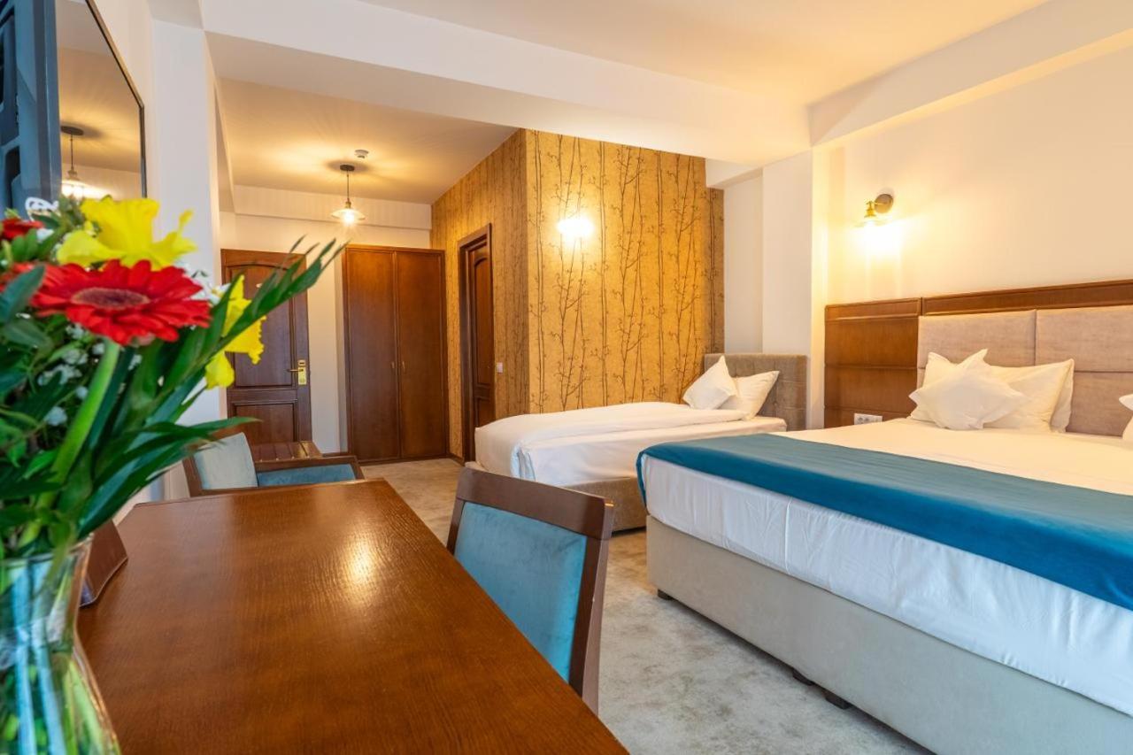 Hotel Buchenland Гура-Гуморулуй Экстерьер фото